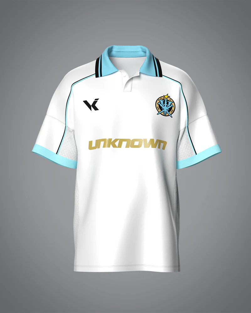 VRUNK X UNKNOWN – FOOTBALL TEE WHITE VRUNK X UNKNOWN – FOOTBALL TEE WHITE